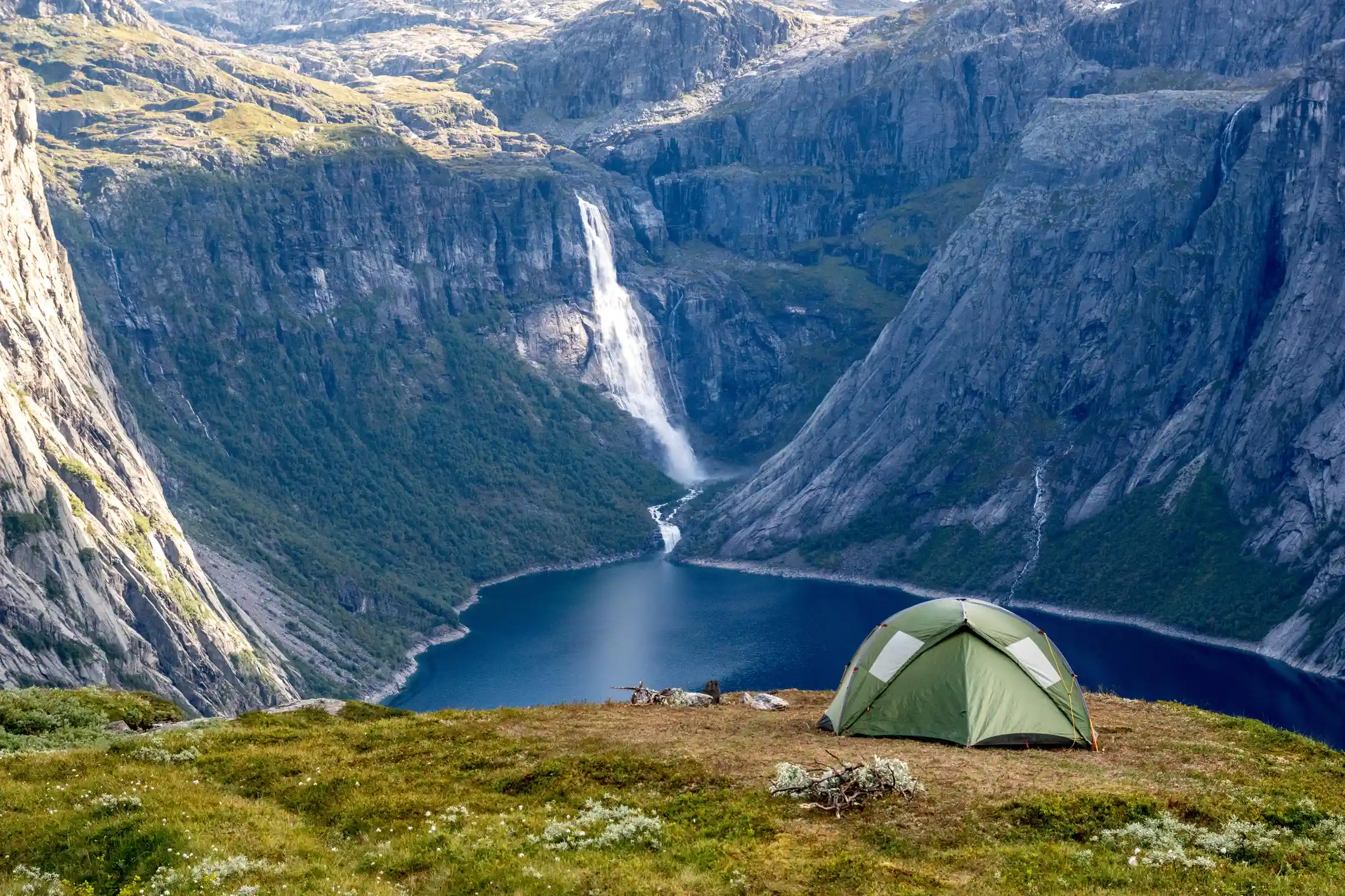 Wild camping at Ringedalsvatnet, Norway.